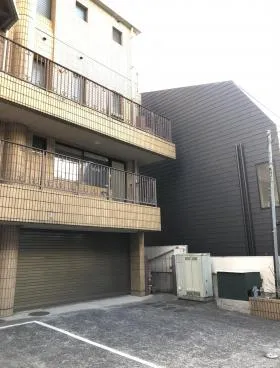 DCヤハギビルの外観