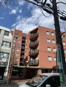 東高代々木ペアシティの外観