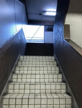 東栄ビルの外観
