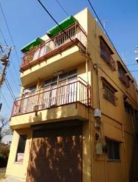 スカイビルの外観