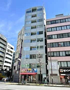 SRビルの外観