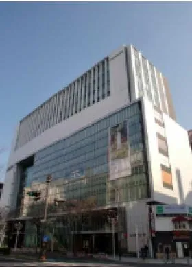 栄3丁目ビルの外観