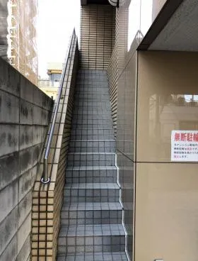 テラス目白ビルの外観