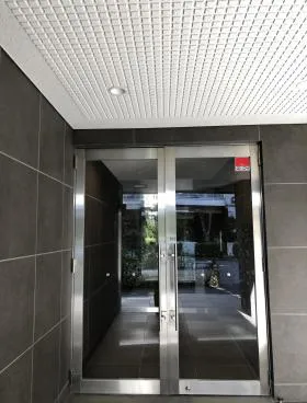 アンジェラ神宮前の外観
