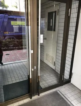 秋元ビルの外観