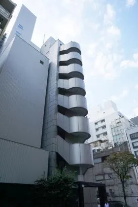 タカセ本社(新橋一丁目)ビルの外観