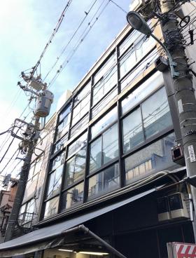 中富水産第1ビルの外観