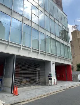 クロスオフィス六本木の外観