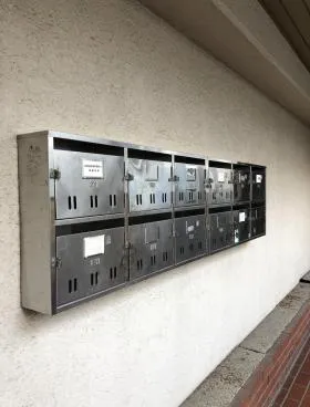 荒井ビルの外観