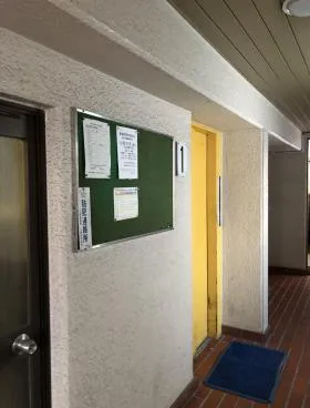 荒井ビルの外観