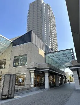 代官山アドレス・ディセビルの外観