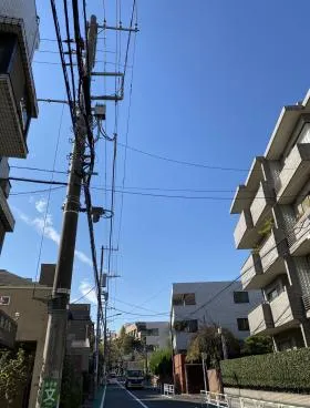 ヒルハイツ代官山ビルの外観