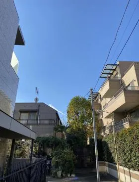 ヒルハイツ代官山ビルの外観