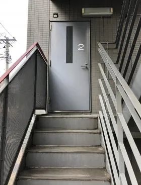 CREDEUSの外観