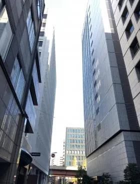 TOKYO LIVING中野坂上ビルの外観
