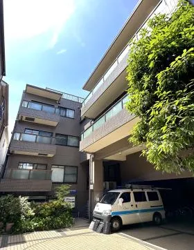 音羽ビルの外観