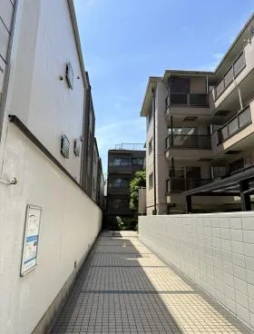音羽ビルの外観
