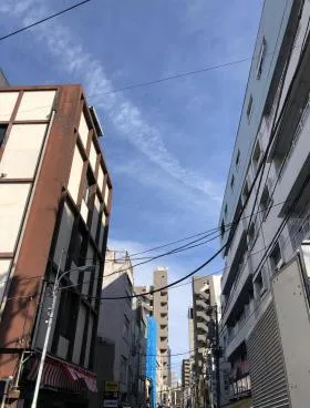 秋本ビルの外観