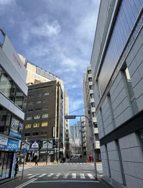 水道橋駅前角地新築ビルの外観