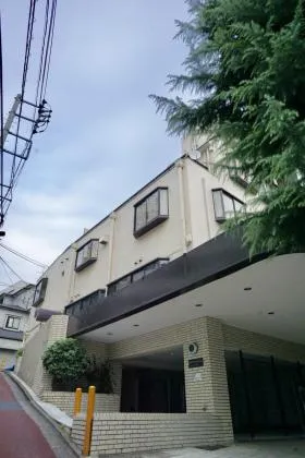 かすがマンション赤坂の外観