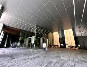 WeWork 神谷町トラストタワーの外観