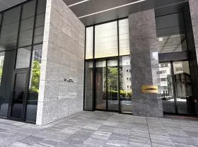 WeWork 神谷町トラストタワーの外観