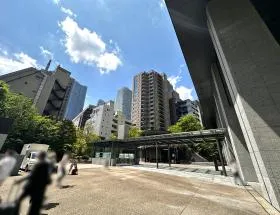 WeWork 神谷町トラストタワーの外観