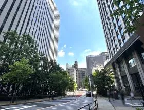 WeWork 神谷町トラストタワーの外観