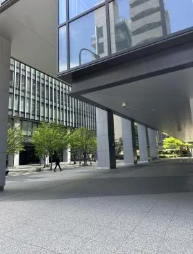 WeWork リンクスクエア新宿ビルの外観