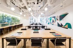 WeWork 日テレ四ツ谷ビルの外観