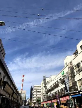 三輝ビルの外観