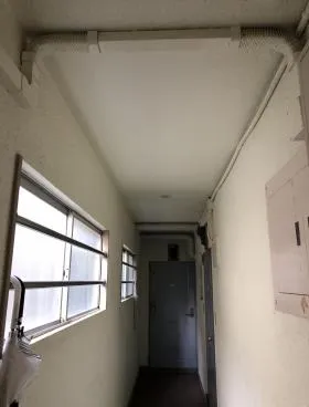 第1コーポ安本ビルの外観