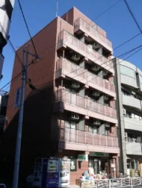 アーツ森下ビルの外観