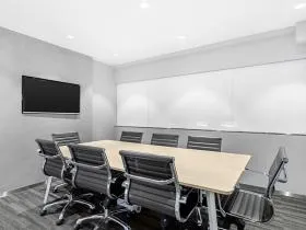 Regus(リージャス)六本木駅前の外観