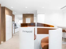 Regus(リージャス)麹町ビジネスセンターの外観
