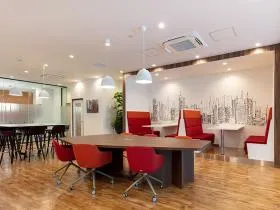 Regus(リージャス)スクエア代官山ビジネスセンターの外観