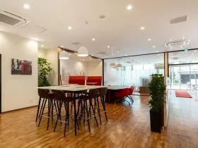Regus(リージャス)スクエア代官山ビジネスセンターの外観