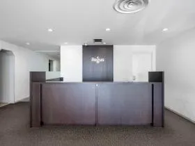 Regus(リージャス)中野サンプラザの外観