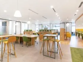 Regus(リージャス)池袋ビジネスセンターの外観