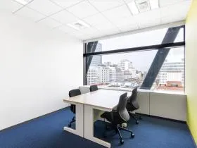 Regus(リージャス)池袋ビジネスセンターの外観