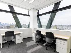 Regus(リージャス)池袋ビジネスセンターの外観