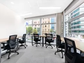 Regus(リージャス)神田ビジネスセンターの外観