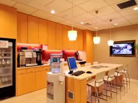 Regus(リージャス)錦糸町アルカセントラルビジネスセンターの外観