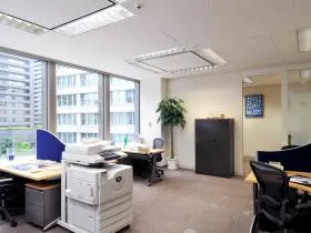 Regus(リージャス)大手町ファーストスクエアビジネスセンターの外観