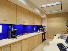 Regus(リージャス)大手町ファーストスクエアビジネスセンターの外観