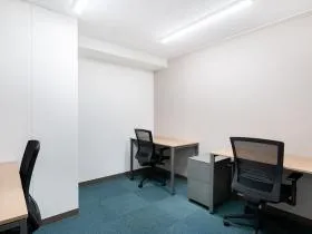 Regus(リージャス)新宿西口ビジネスセンターの外観