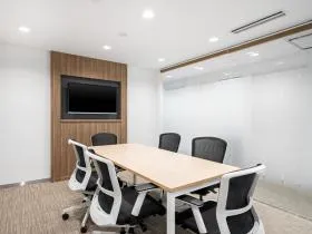 Regus(リージャス)新宿南口ビジネスセンターの外観