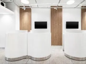 Regus(リージャス)新宿南口ビジネスセンターの外観