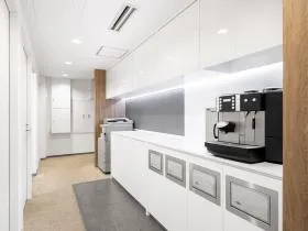 Regus(リージャス)新宿南口ビジネスセンターの外観