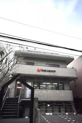 ヒルズ向山ビルの外観